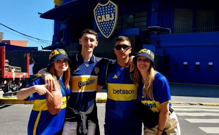 FOTO: Copa Libertadores: Así se vive la previa de la final en La Boca.