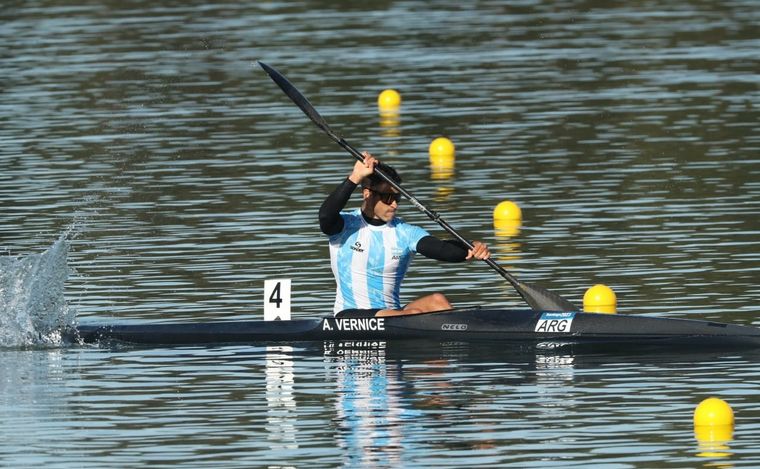 Agustín Vernice ganó el Oro en canotaje.