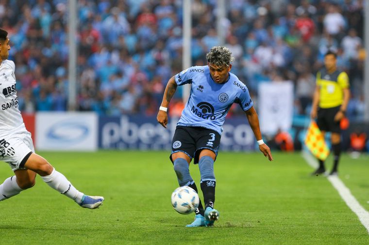 Lucas Diarte, con la casaca celeste en Alberdi. (Foto: prensa Belgrano)