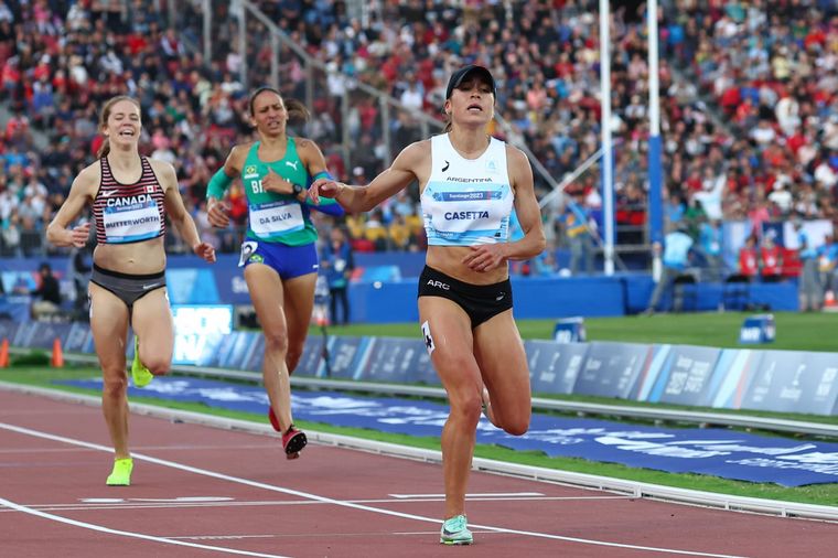 Belén Casetta, oro en los 3000 con obstáculos.