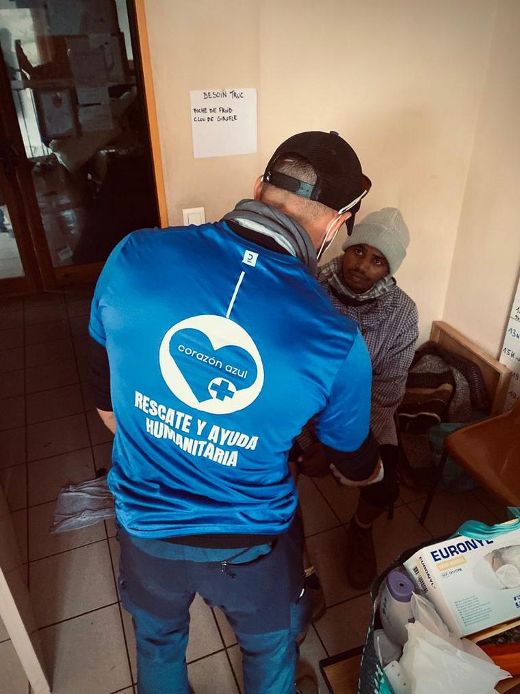 Facundo Pérez viaja a los Alpes para dar ayuda humanitaria a refugiados