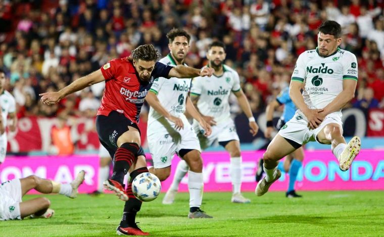 Newell's dejó una muy mala imagen en la derrota ante Sarmiento