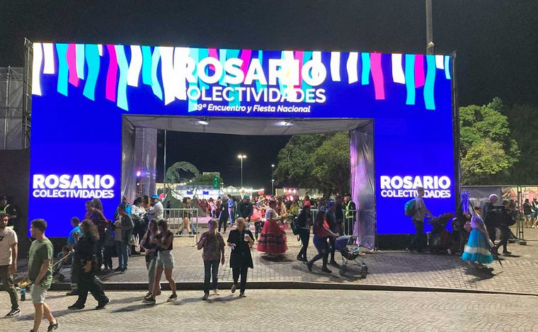 Tercera noche de Colectividades