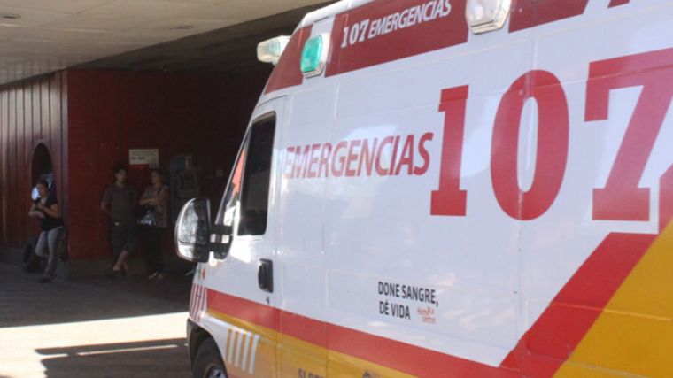 Motochorros quisieron robar su moto y ahora se debate entre la vida y la muerte