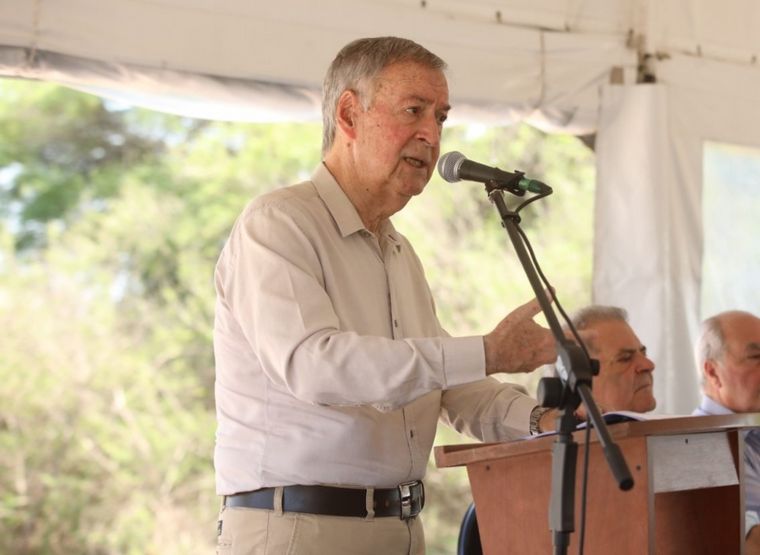 Schiaretti criticó fuertemente a Massa por los subsidios al transporte.