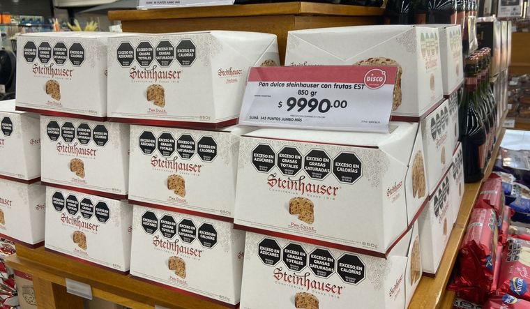 El precio del pan dulce se triplicó en el último año.