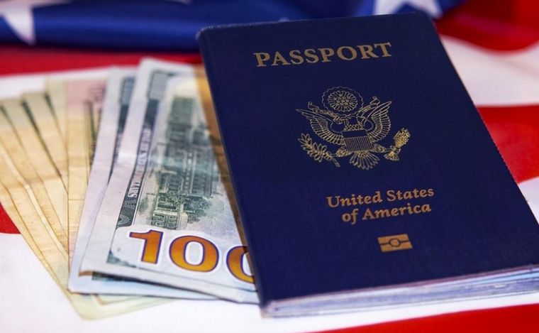 FOTO: Cordobesa ayuda a latinos a obtener la visa para ingresar a EE.UU (Foto: El Cronista)