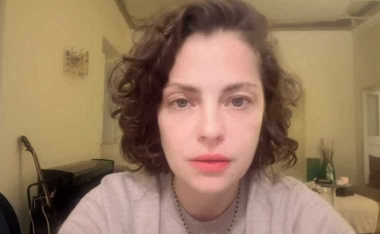 Dolores Fonzi pidió no votar por Milei.