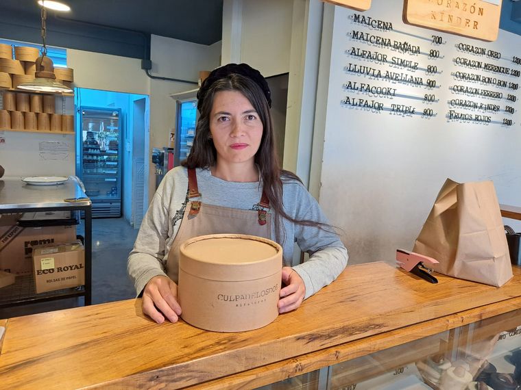 Se conocieron en un bar, se enamoraron y crearon un emprendimiento que es furor