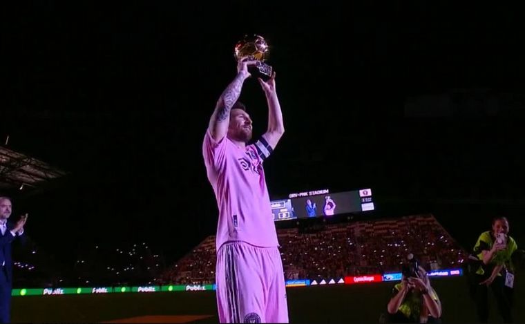 FOTO: Messi celebró el balón de oro con Inter Miami antes de viajar con la Selección