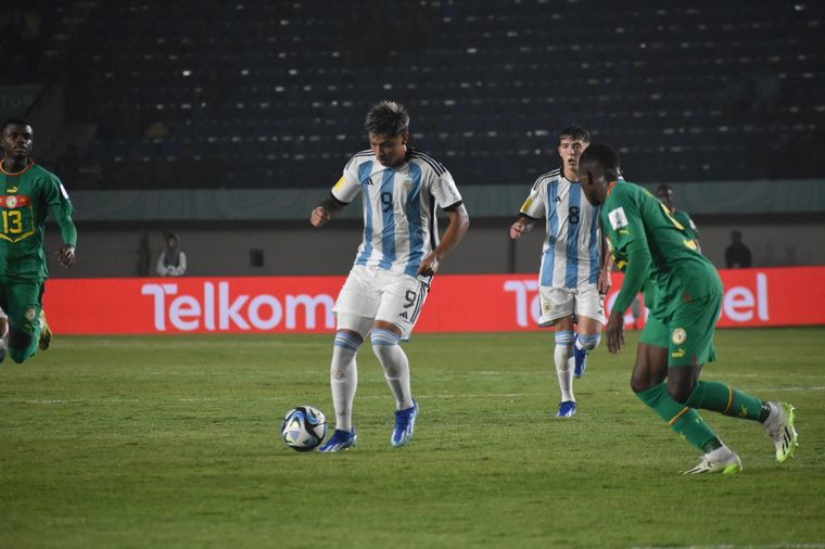 Argentina cayó ante Senegal en el debut del Mundial. (Foto:@Argentina)