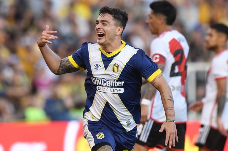 Central le ganó a River y se metió en zona de Libertadores. Foto: @RosarioCentral