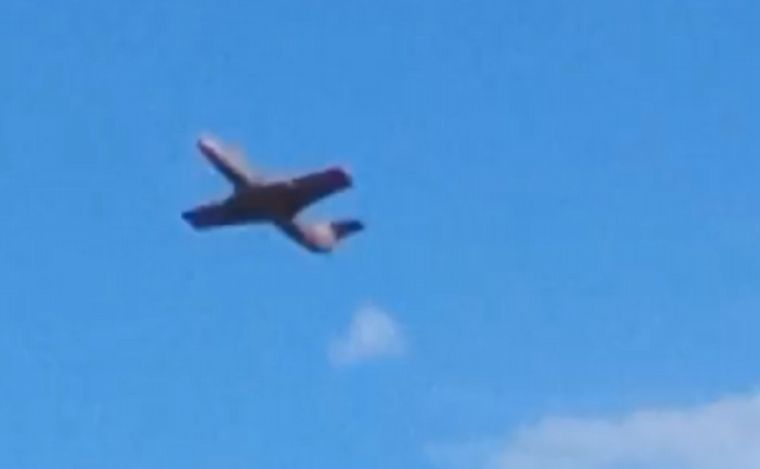 El avión cayó y murieron sus ocupantes