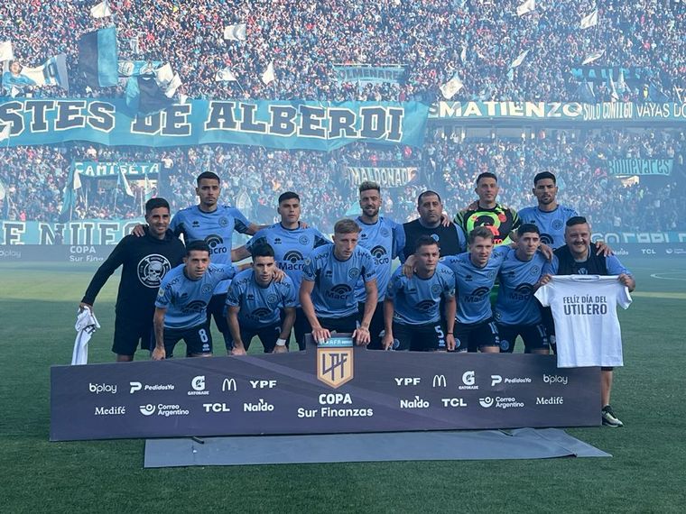 FOTO: Festeja el "Pirata": Belgrano clasificó a cuartos de final de la Copa de la Liga