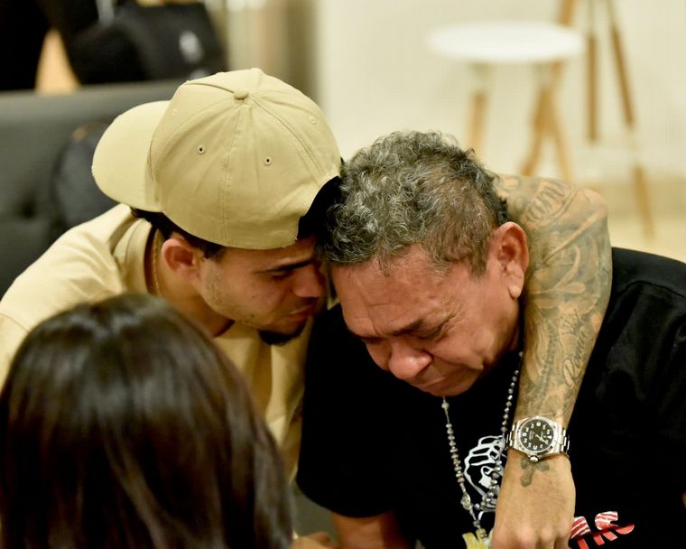 FOTO: Luis Díaz se reencontró con su padre. (Foto:@FCFSeleccionCol)