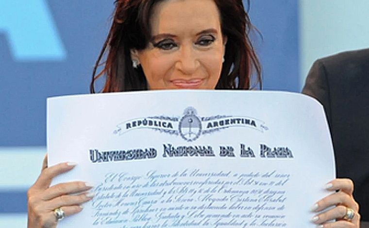 FOTO: Cristina Kirchner reapareció con críticas a Milei (Foto: Archivo/NA)