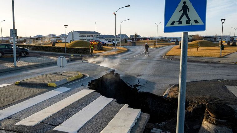 FOTO: Islandia: más de 2 mil terremotos en 2 días y temor por erupción volcánica