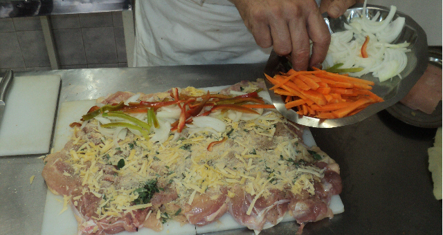 Elaboración de Pollo relleno