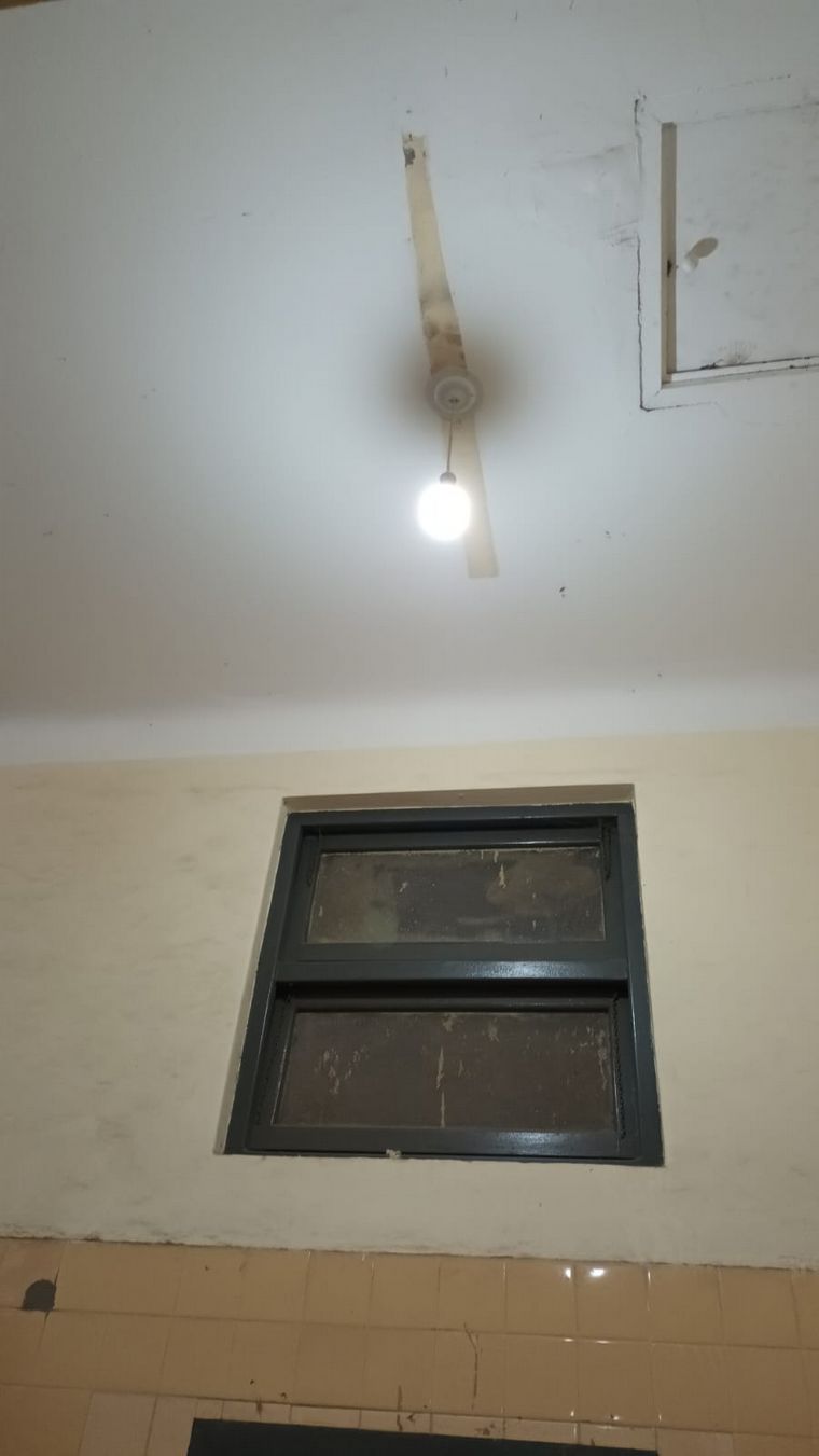 El pésimo estado del edificio de la Escuela Normal de Bell Ville.