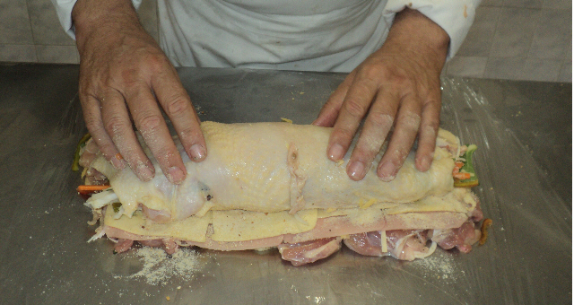 Elaboración de Pollo relleno