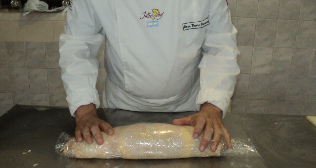 Elaboración de Pollo relleno