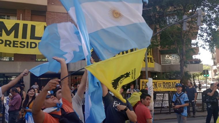 La militancia de Javier Milei en Córdoba.