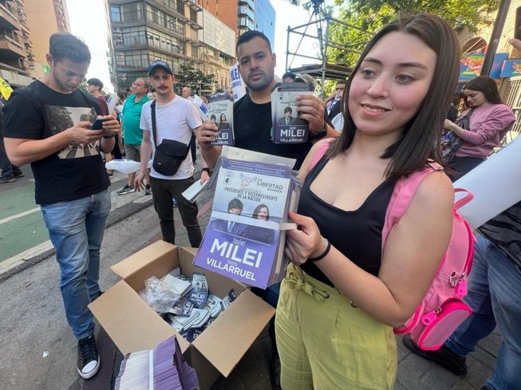 La militancia de Javier Milei en Córdoba.