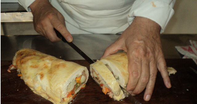 Elaboración de Pollo relleno