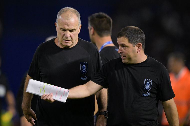 Marcelo Bielsa durante el clásico rioplatense en 