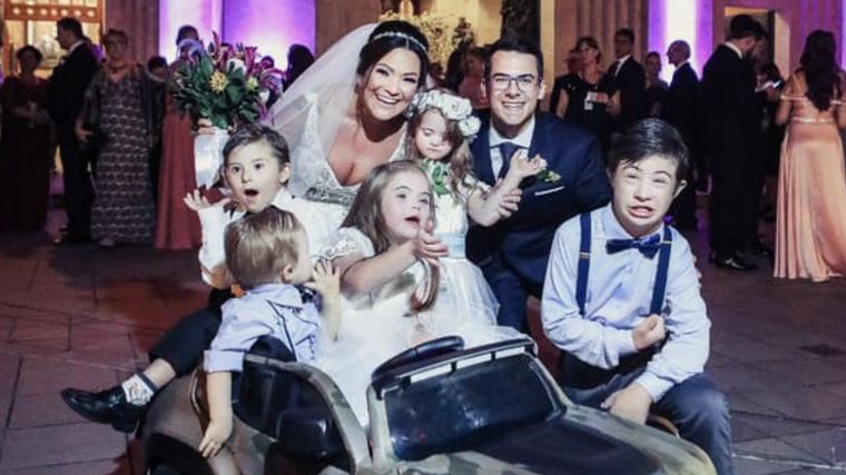 FOTO: La conmovedora sorpresa que recibió una fonoaudióloga en su casamiento