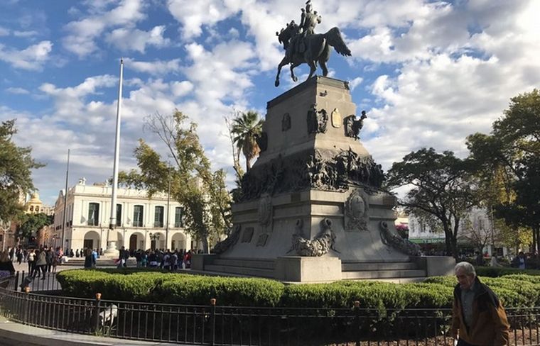 Domingo nublado y de tiempo agradable en Córdoba.