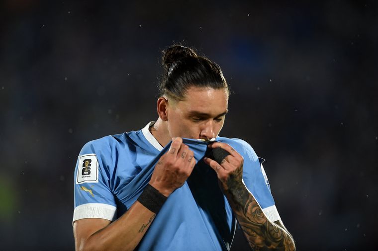 Uruguay y Bolivia, en el Centenario. (Foto: @CONMEBOL)