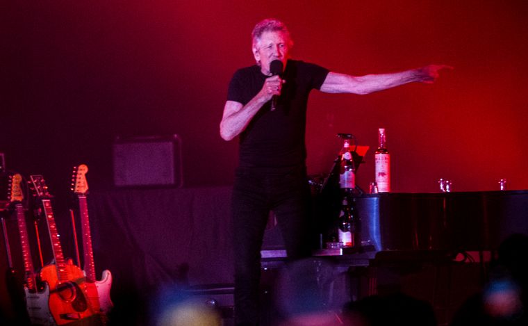 FOTO: El regreso de Roger Waters a River