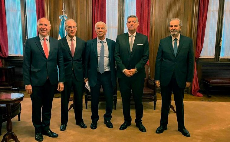 Mariano Cúneo Libarona se reunió con integrantes de la Corte Suprema de Justicia.