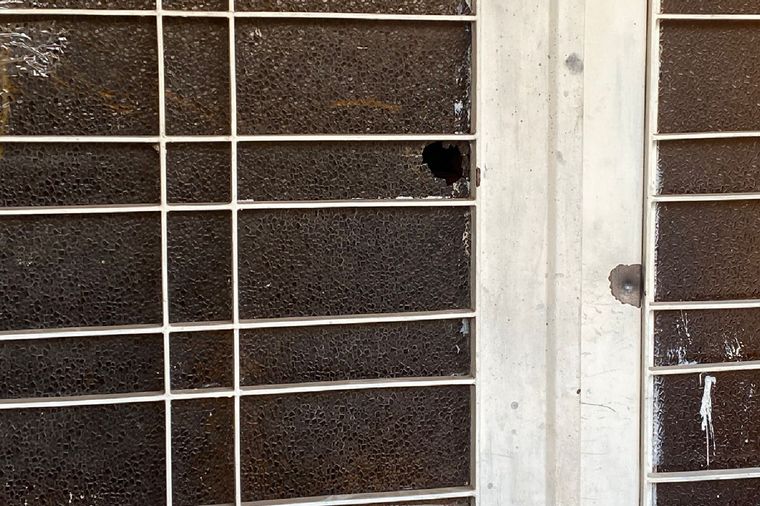 Los disparos en la casa del policía.