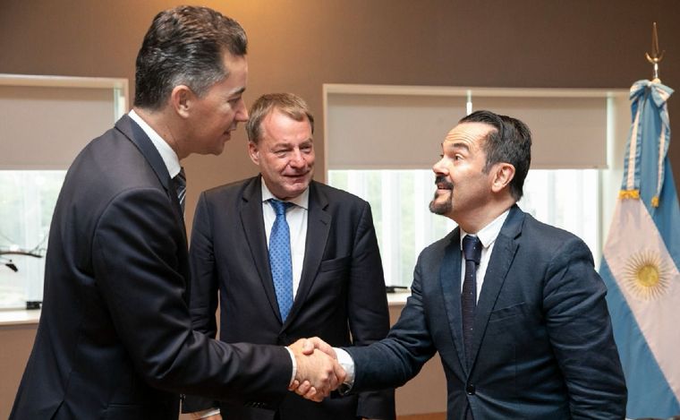 Manuel Calvo se reunió con embajadores de Francia y Alemania. (Foto: Gob de Córdoba)
