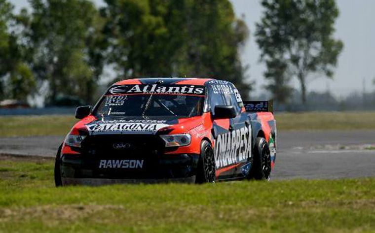 Valle (Ranger) se llevó la Serie 1, la mas rápida del domingo.