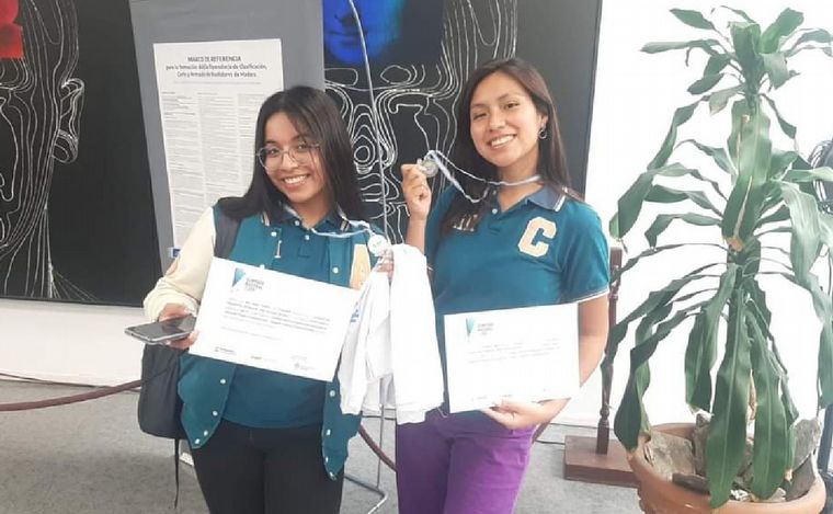 Alumnos ganaron $10 millones tras presentar un proyecto para ordenar el tránsito.