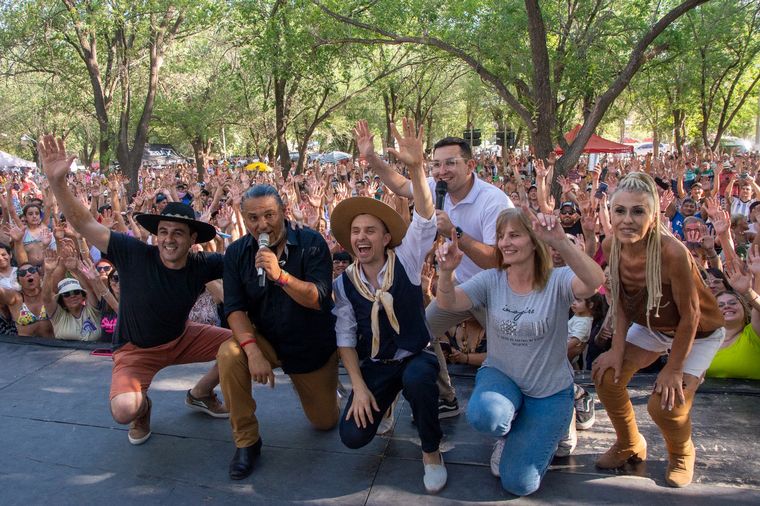 FOTO: La Cruz anunció la fecha del Festival del Balneario.