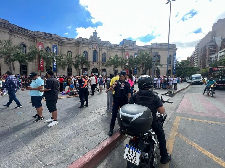 FOTO: El Polo Obrero encabeza una jornada de protesta en Córdoba.