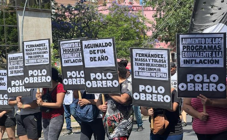 Movilización del Polo Obrero en Córdoba. (Foto: Daniel Cáceres/Cadena 3)