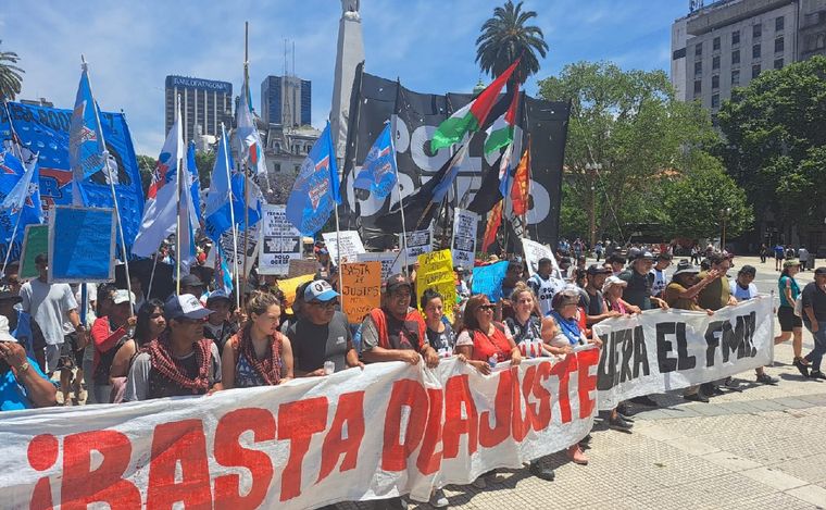 Marcha del Polo Obrero en varios puntos de Buenos Aires. (Orlando Morales/Cadena 3)