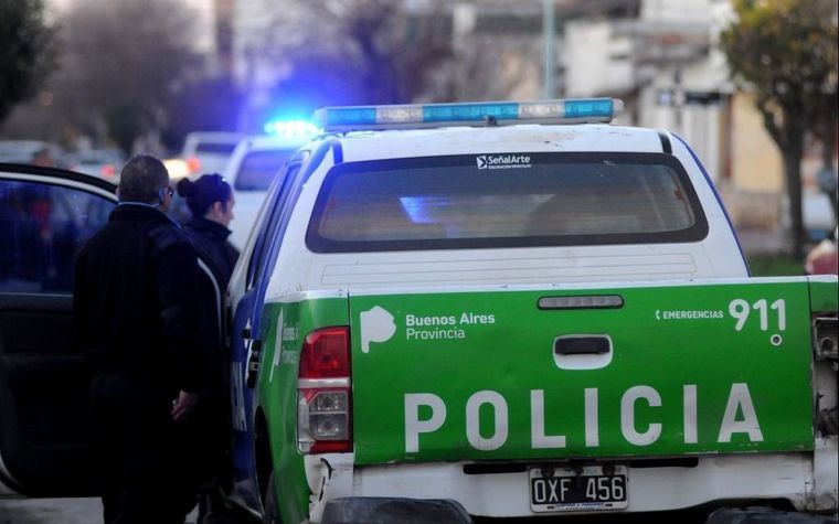 Una adolescente de 15 años está grave tras recibir un disparo de su novio de 16