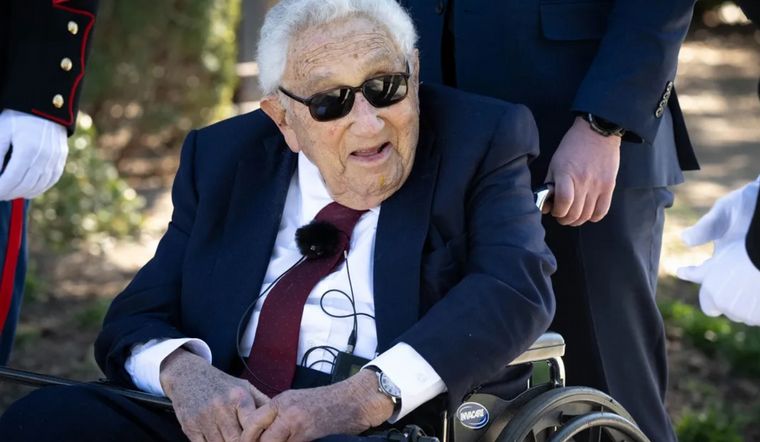 FOTO: Kissinger fue la figura clave de la diplomacia de su país tras la Segunda Guerra.   