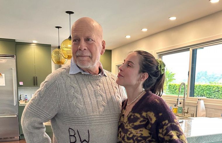 Bruce Willis y un emotivo video con su hija.
