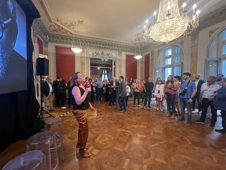 Fino Pizarro reveló su tesoro fotográfico en un libro.