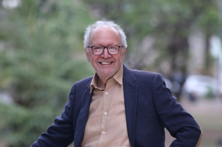 Fino Pizarro reveló su tesoro fotográfico en un libro.