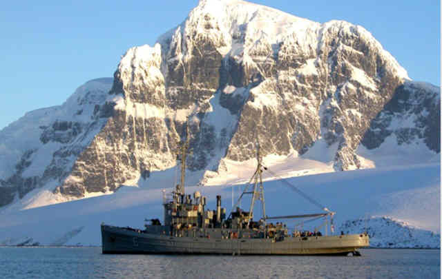 El buque Gurruchaga salió al rescate.