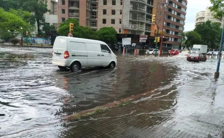 Inundaciones en Uruguay por las fuertes lluvias. (Foto: El Observador)