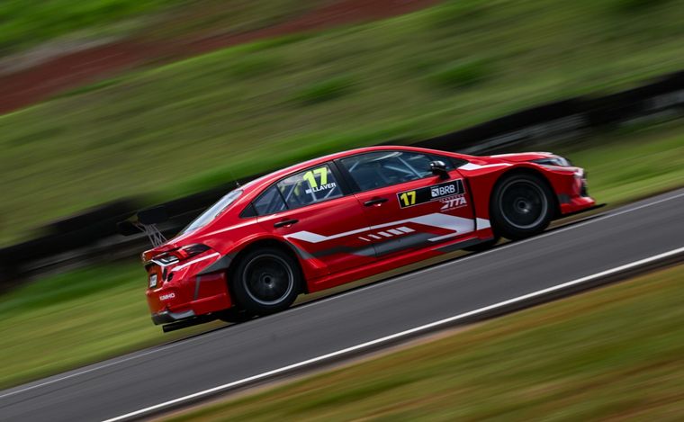 Llaver se mantuvo entre los tres mejores en el Entrenamiento 2